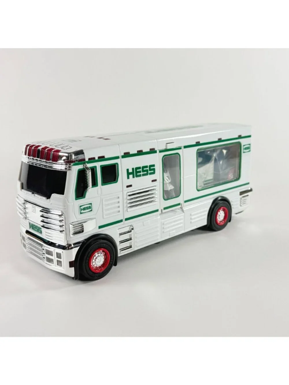 Hess 2018 Toy Truck RV With ATV & Motorbike White/Green